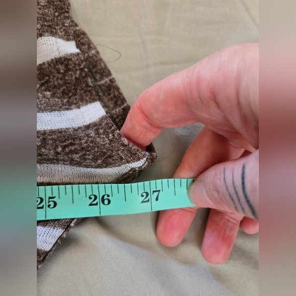 Chico's | Striped Brown and White Women's Top, Size 2 (L) - Picture 6 of 6
